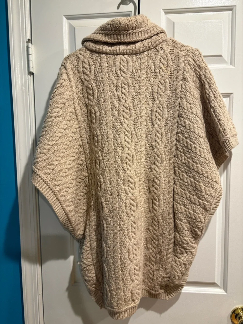 Aran Crafts Irish  Merino Wool Cable Knit Poncho Sweater beige S M
